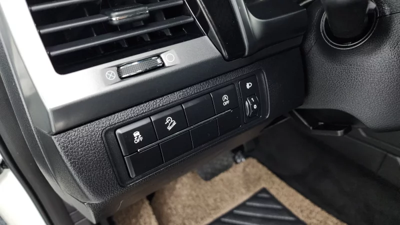 SsangYong Rexton Sports Khan