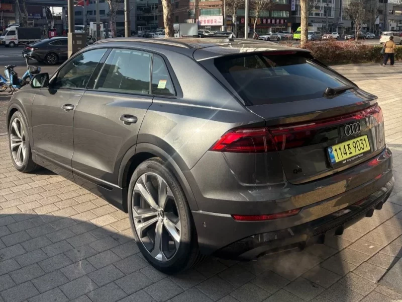 Audi Q8