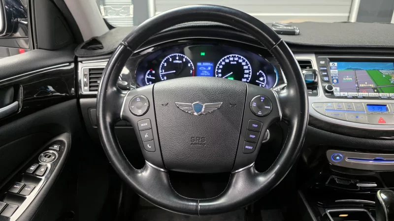 Hyundai Genesis