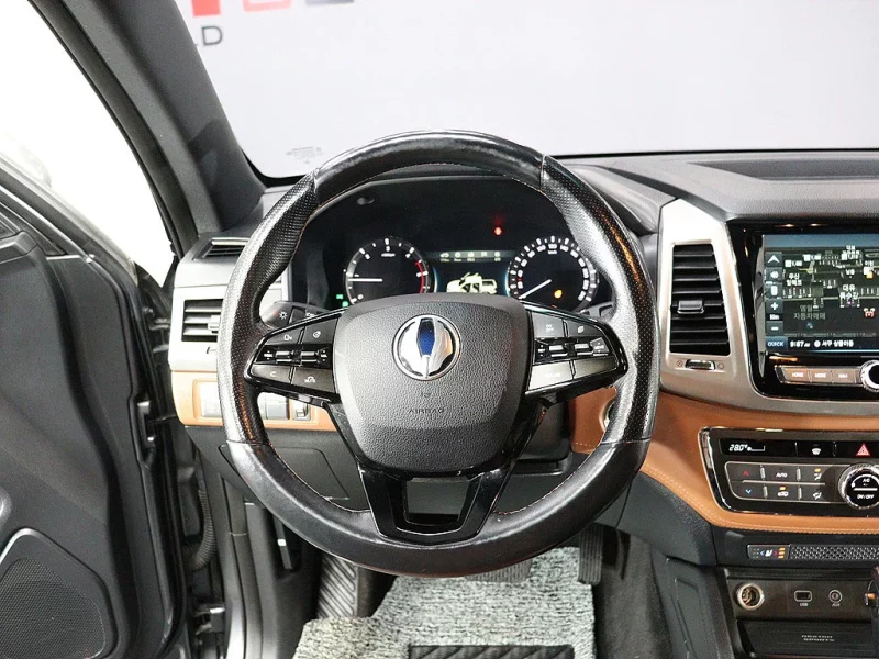 SsangYong Rexton Sports