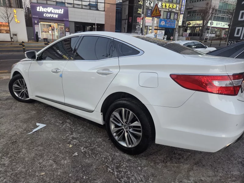 Hyundai Grandeur