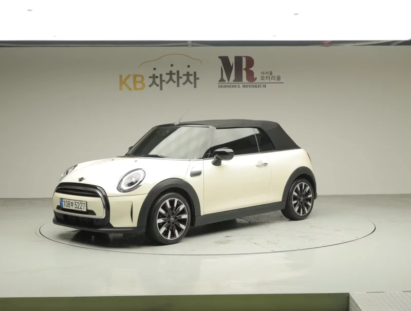 MINI Cooper Convertible