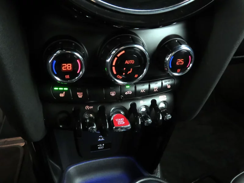 MINI Cooper Convertible