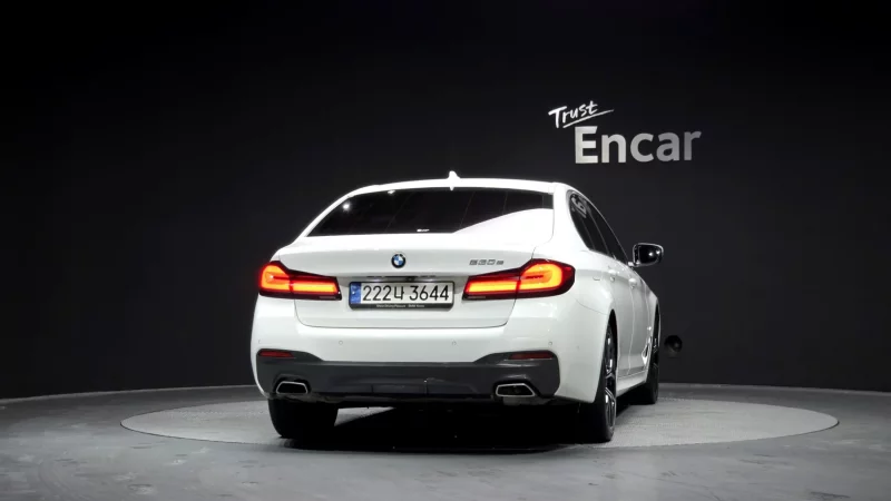 BMW 5-Series