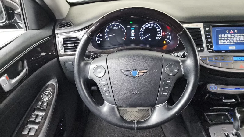 Hyundai Genesis