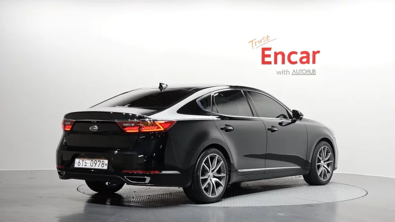 Kia K7