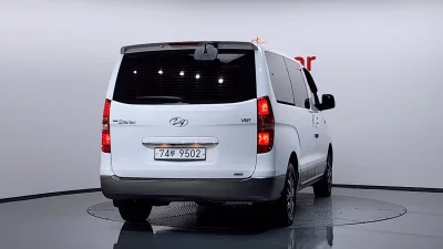 Hyundai Grand Starex