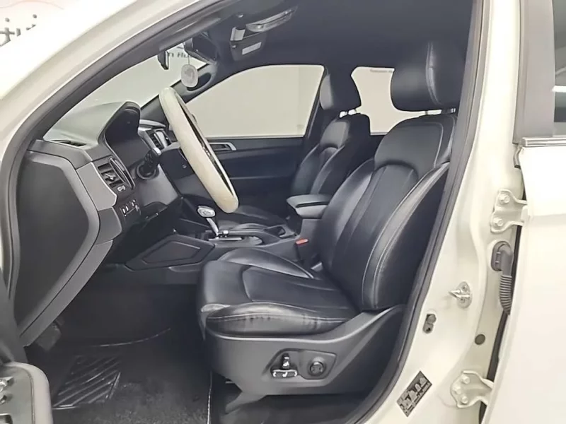 SsangYong Rexton Sports Khan