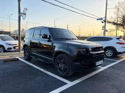 Land Rover DEFENDER