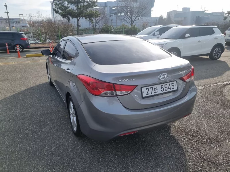 Hyundai AVANTE