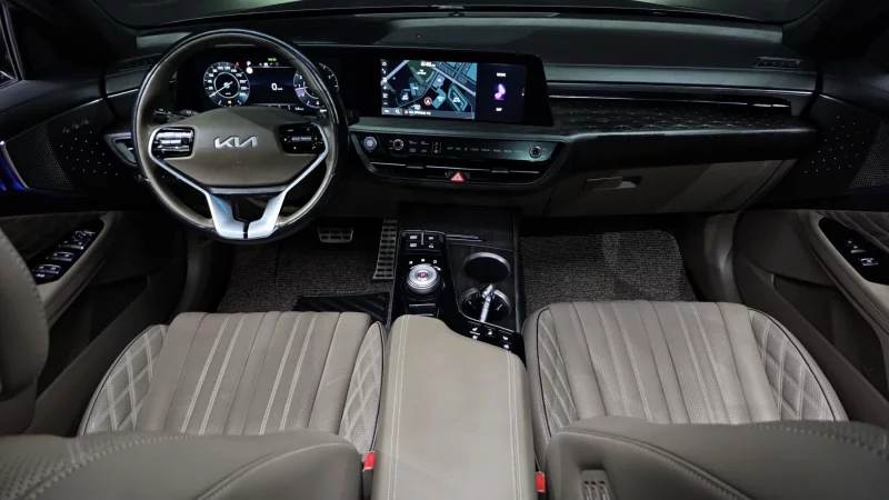 Kia K8