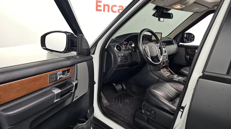 Land Rover DISCOVERY