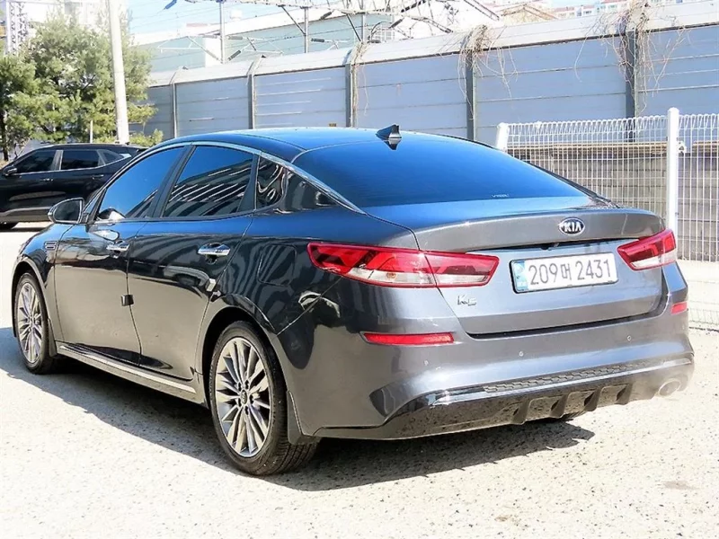 Kia K5