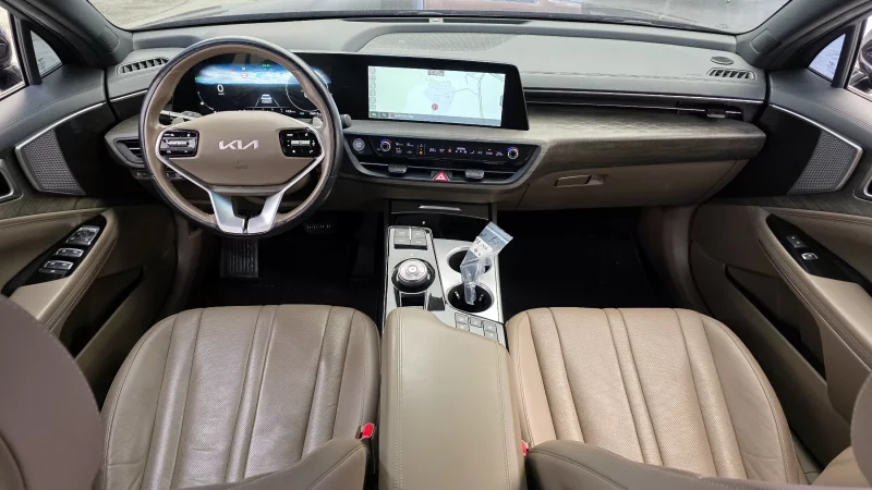 Kia K8