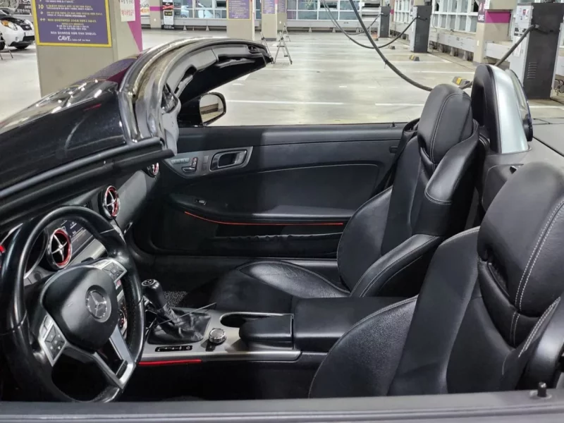 Mercedes-Benz SLK-Class