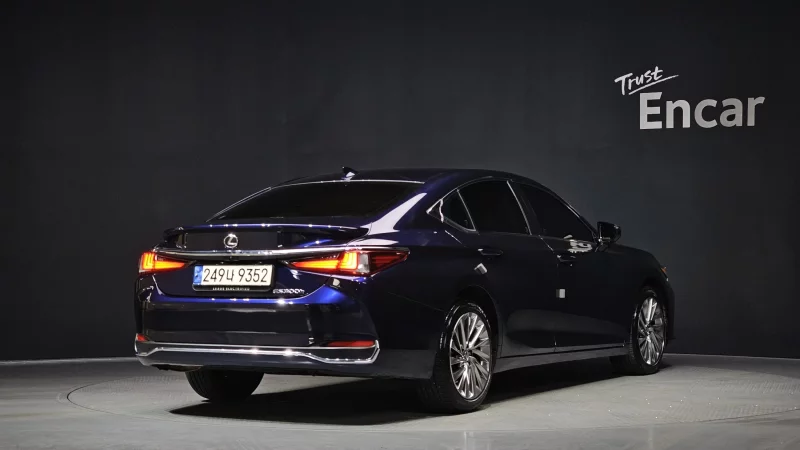 Lexus ES300h