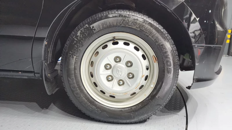 Hyundai Starex