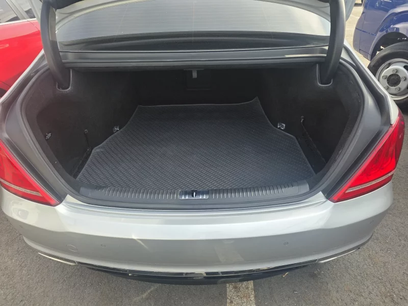 Genesis EQ900