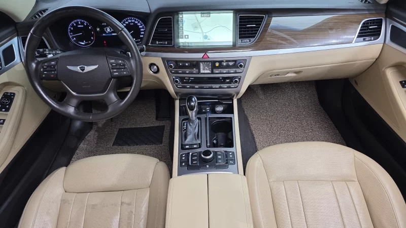 Hyundai Genesis