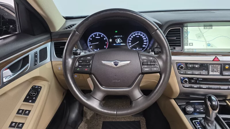 Hyundai Genesis