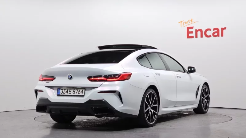 BMW 8-Series