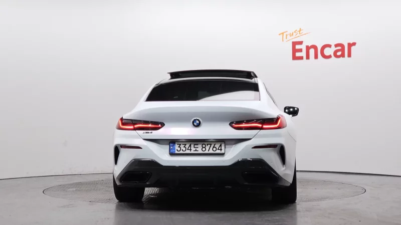 BMW 8-Series