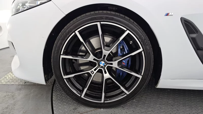 BMW 8-Series