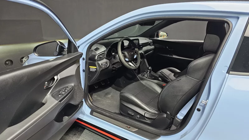 Hyundai Veloster