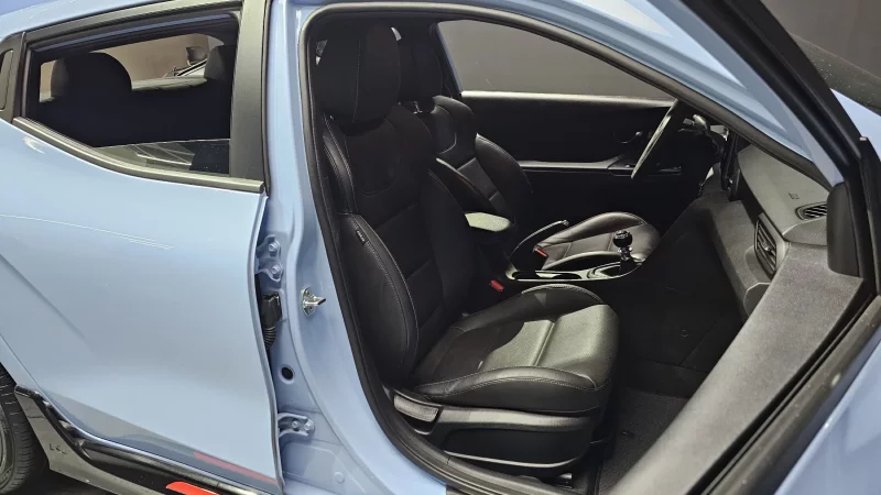 Hyundai Veloster
