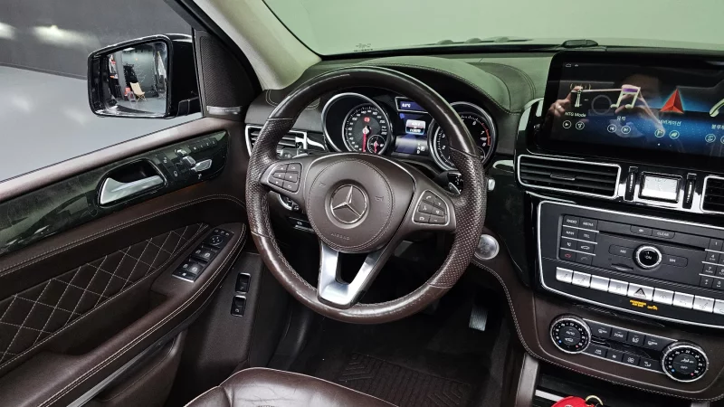 Mercedes-Benz GLS-Class