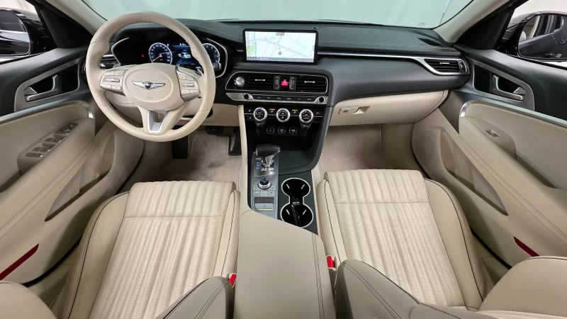 Genesis G70