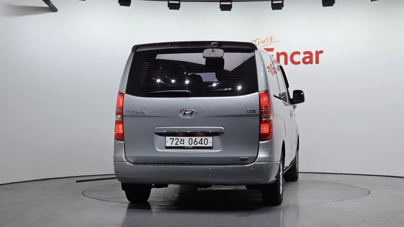 Hyundai Grand Starex