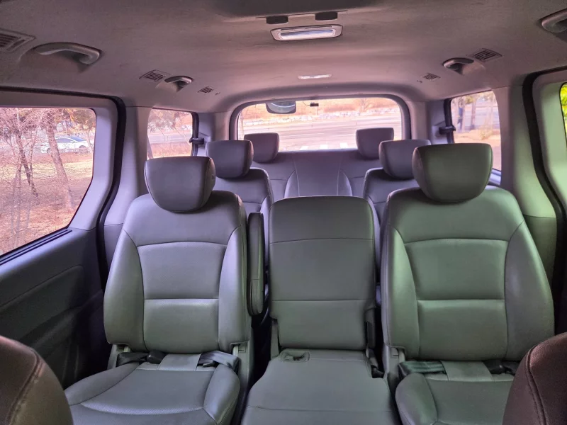 Hyundai Grand Starex