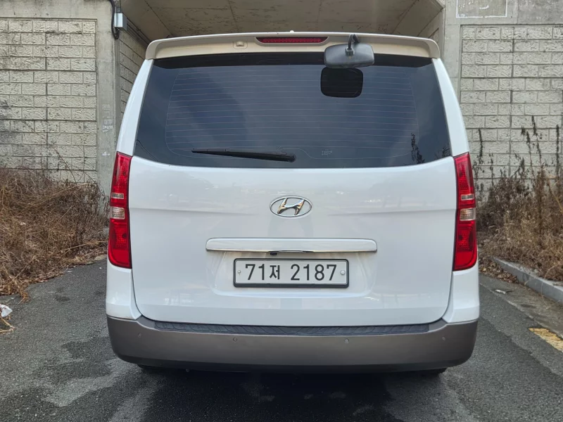 Hyundai Grand Starex