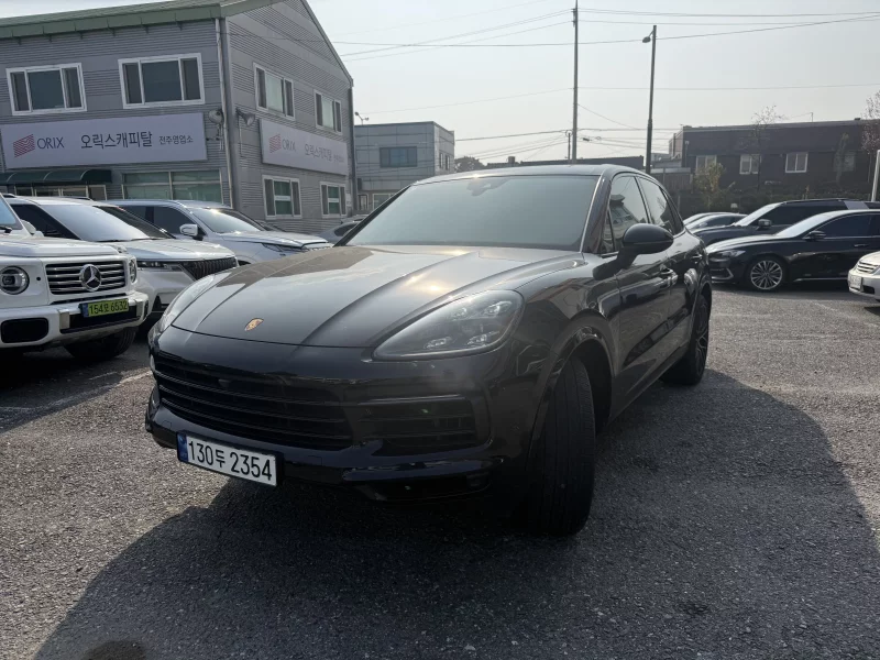 Porsche CAYENNE