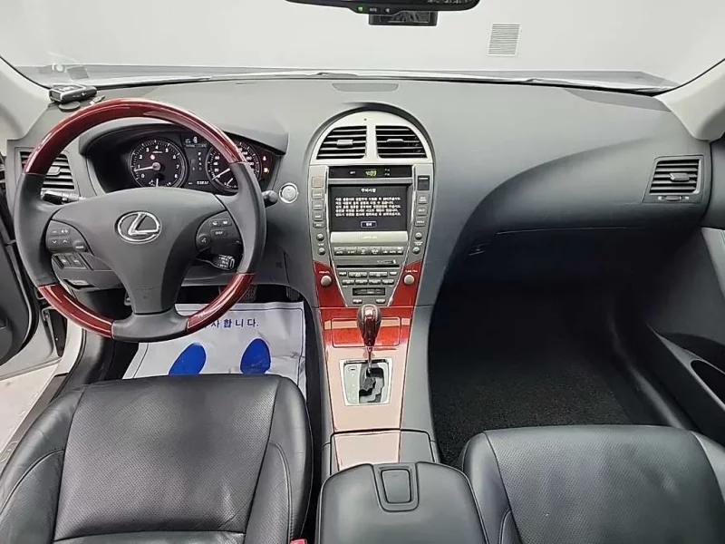 Lexus ES350