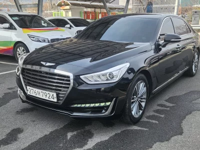 Genesis EQ900