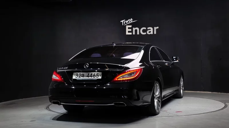 Mercedes-Benz CLS-Class