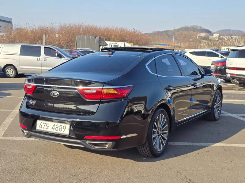 Kia K7