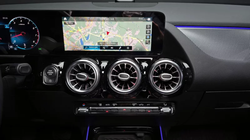 Mercedes-Benz GLA-Class