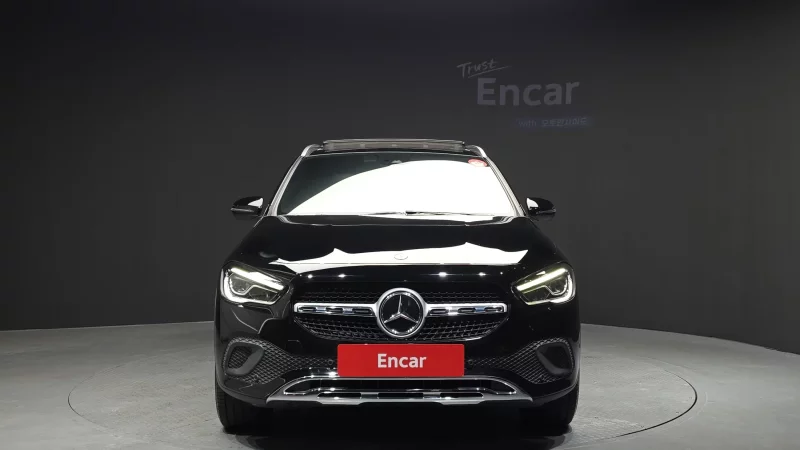 Mercedes-Benz GLA-Class