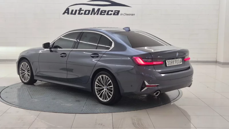 BMW 3-Series