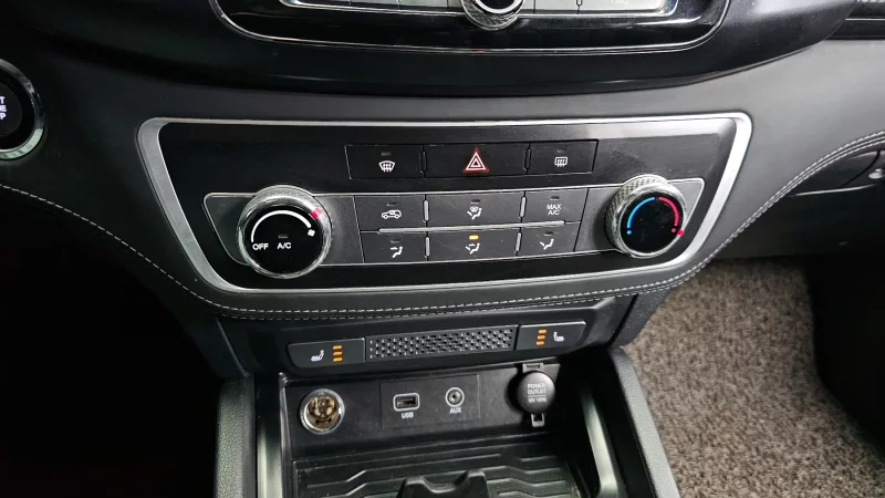 SsangYong Rexton Sports