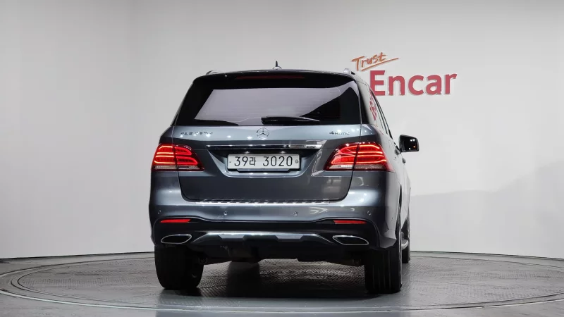 Mercedes-Benz GLE-Class