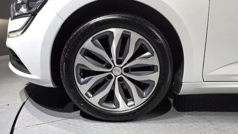 Renault Samsung SM6