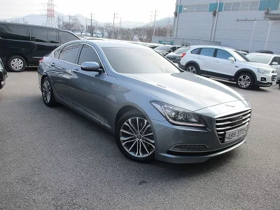 Hyundai Genesis