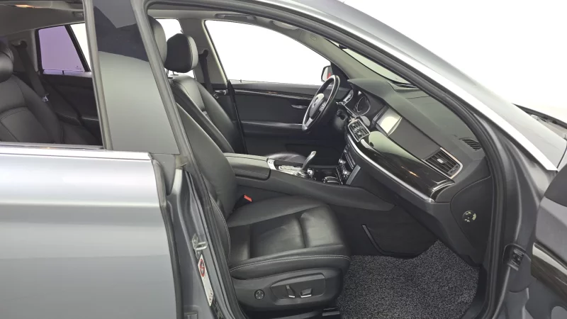 BMW 5-Series Gran Turismo