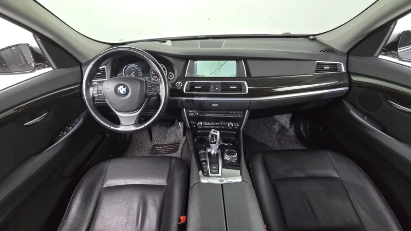 BMW 5-Series Gran Turismo