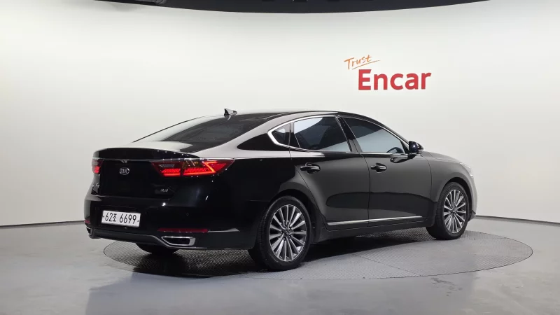 Kia K7