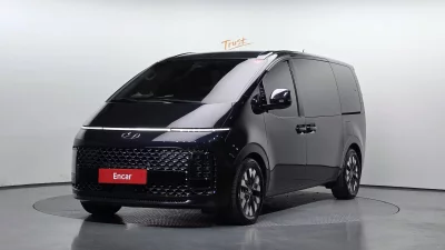 Hyundai Staria